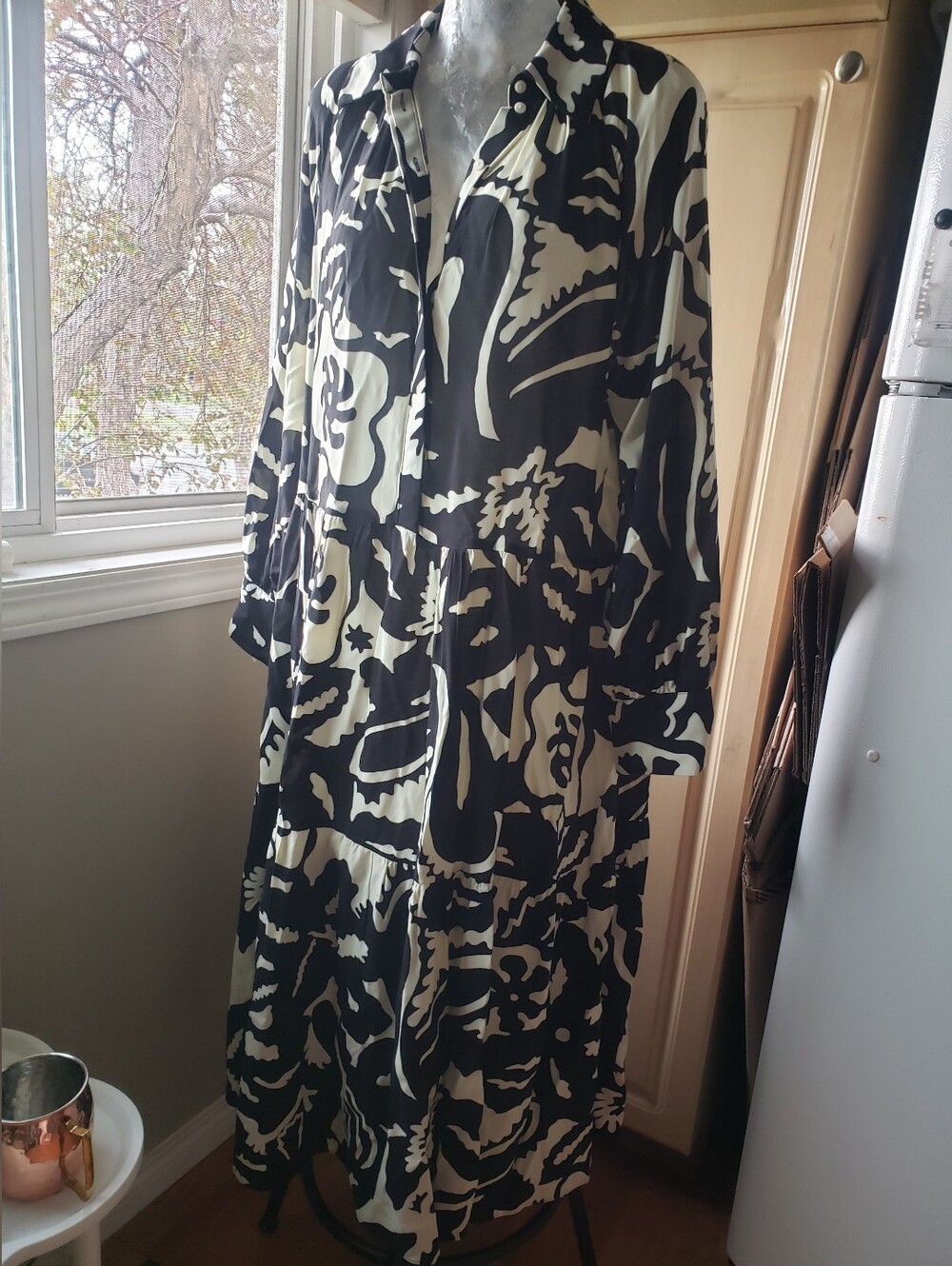 Women's Oversized Black and White Floral Maxi Dress